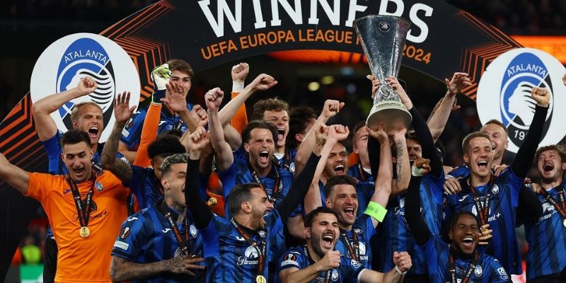 ถ้วยรางวัลอันทรงเกียรติในการแข่งขันฟุตบอล Europa League